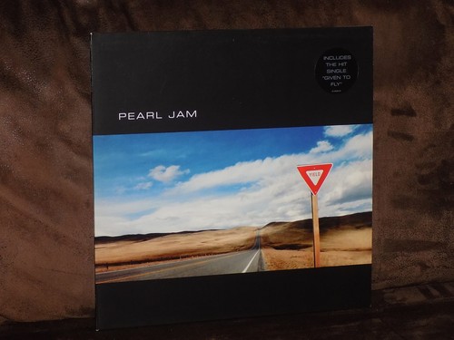 Vinyl pearl jam yield - jam,